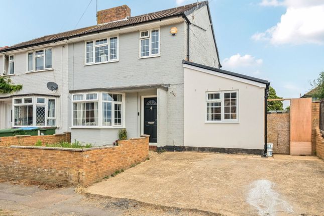 6 bed semi-detached house