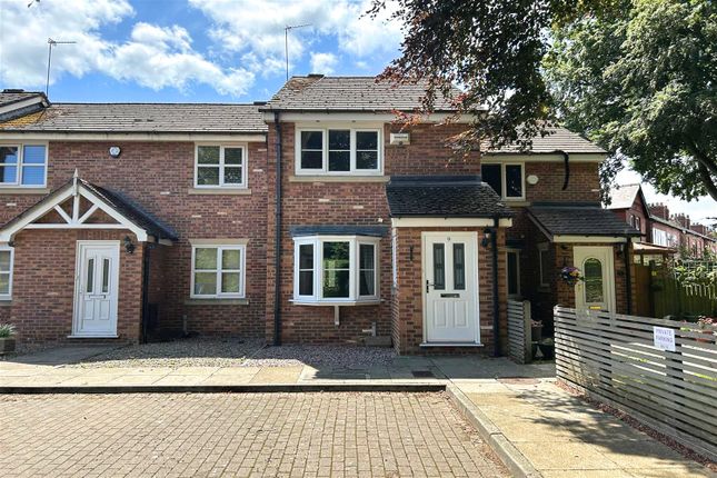 2 bedroom mews property for sale