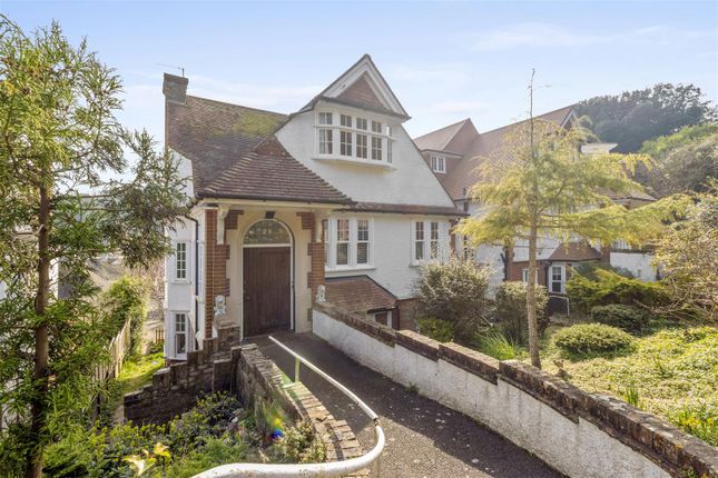 Baslow Road, Eastbourne 2 bed flat for sale