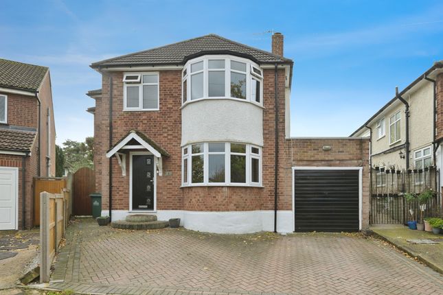 4 bed detached house