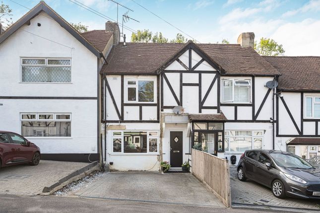 The Glade, Coulsdon, CR5 1SS 3 bed terraced house for sale