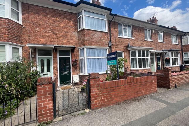 Main Avenue, York, YO31 0RT 2 bed terraced house for sale