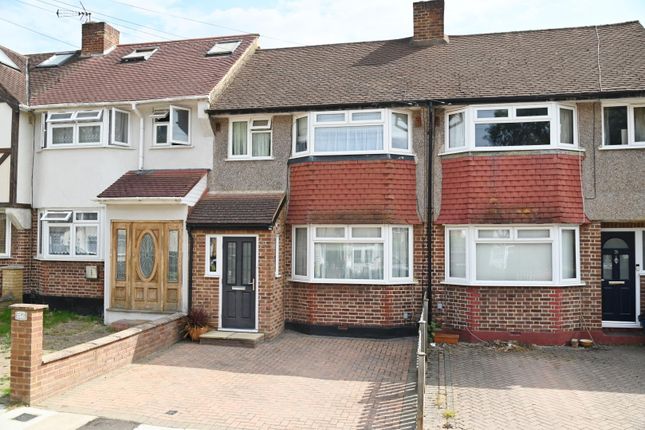 Fulwell Park Avenue, Twickenham TW2 3 bed terraced house for sale