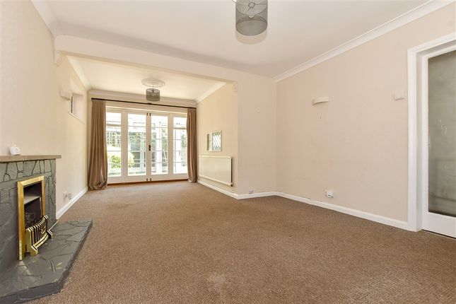 3 bed detached bungalow