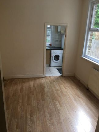 Siddons Road, Tottenham, London 4 bed detached house for sale