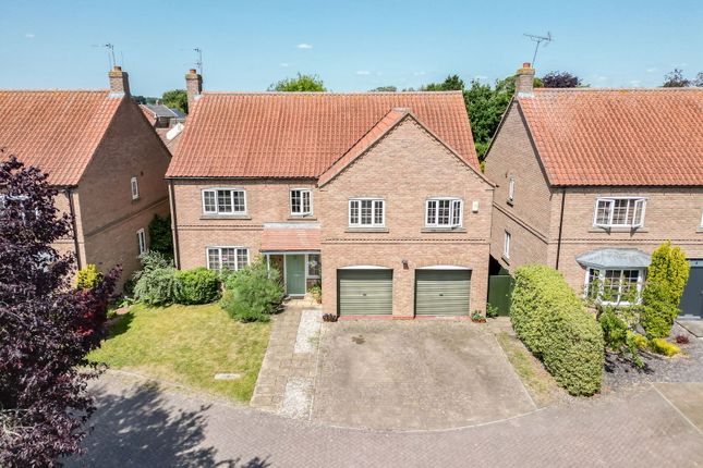 Rosebery Wood, York YO41 5 bed detached house for sale