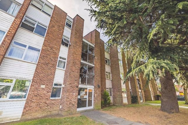Gatewick Close, Slough 1 bed apartment for sale