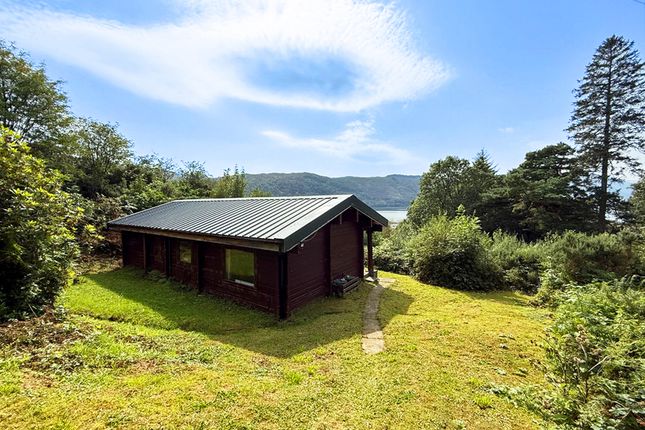 3 bedroom log cabin for sale