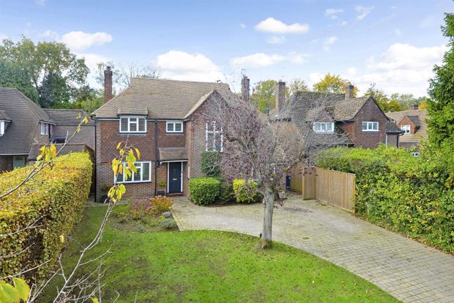 Linersh Wood Close, Bramley, Guildford 4 bed detached house for sale