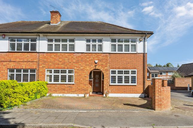 5 bedroom semi-detached house for sale