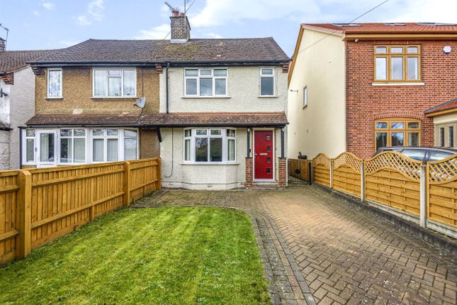 Denham Way, Maple Cross, Rickmansworth 2 bed semi