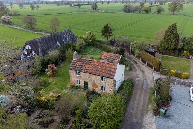 3 bedroom cottage for sale