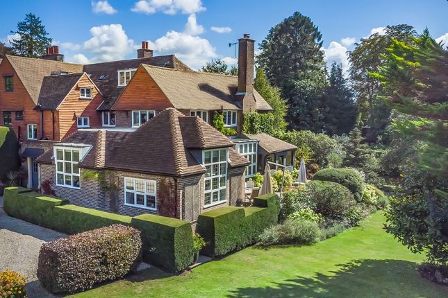 Weydown Road, Haslemere, Surrey 4 bed house for sale