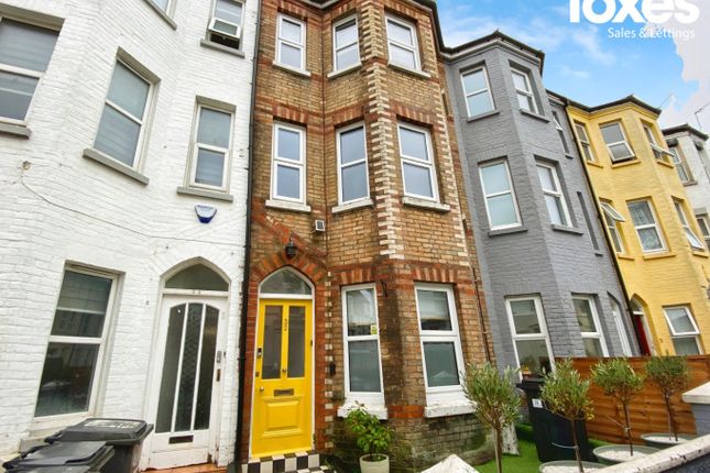 5 bedroom terraced house for sale