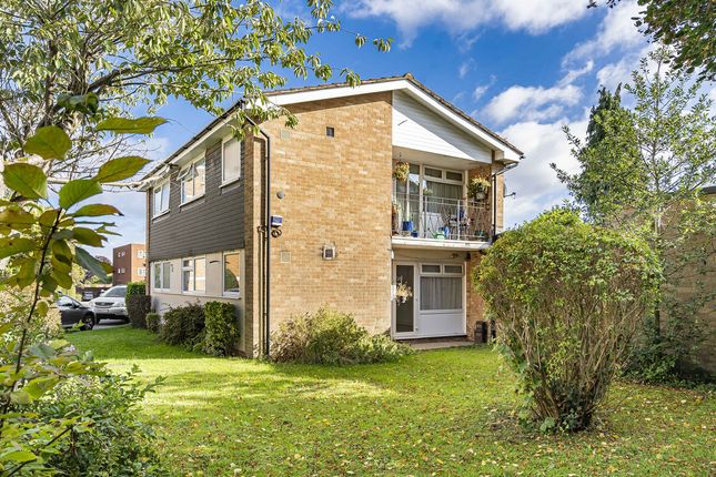 2 bedroom maisonette for sale
