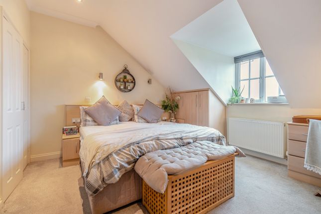3 bedroom town house for sale