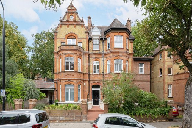 Eton Avenue, London, NW3 2 bed apartment for sale