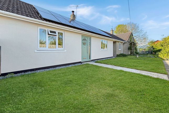 Tumlins, Devizes SN10 2 bed terraced bungalow for sale