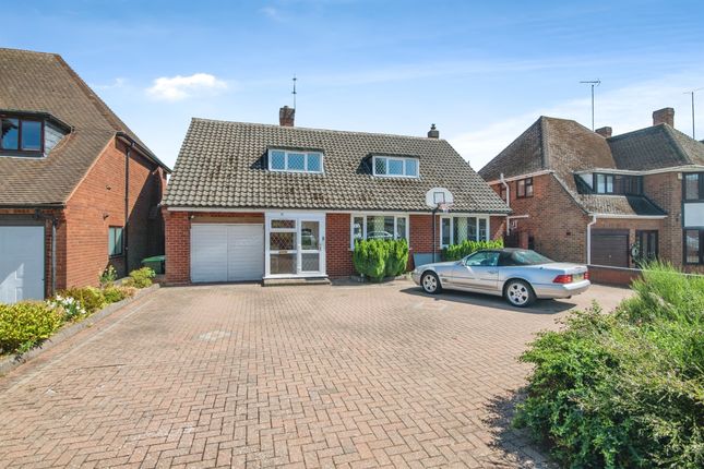 4 bedroom detached bungalow for sale