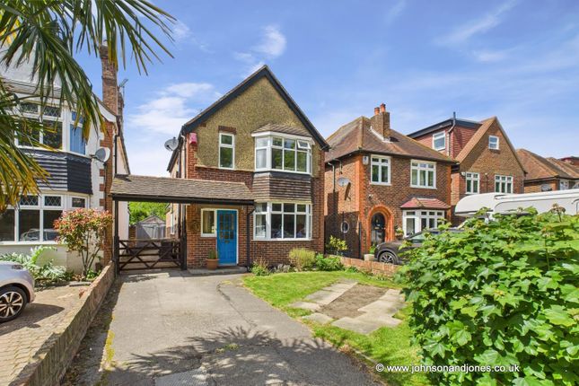3 bed detached house