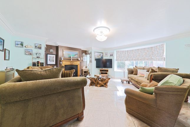 7 bedroom detached house for sale