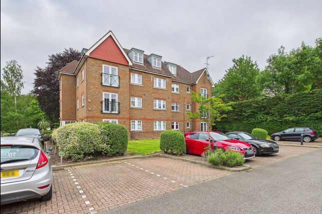 Gate House Place, Watford, WD18 2 bed apartment for sale