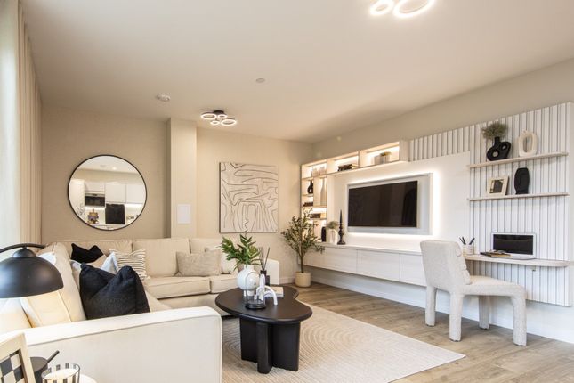 4 bed flat