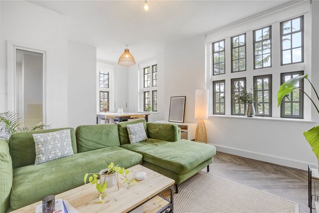 Holt Gardens, SW17 2 bed apartment for sale