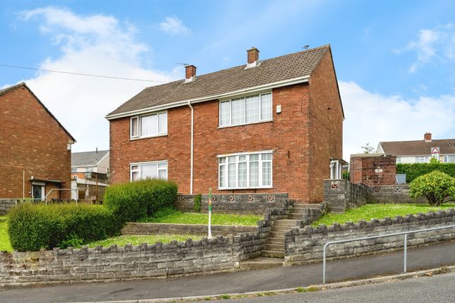 2 bedroom semi-detached house for sale