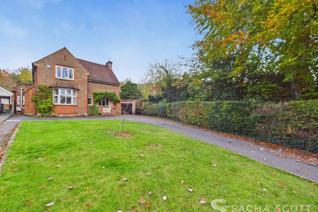 Beacon Way, Banstead, SM7 4 bed detached house for sale