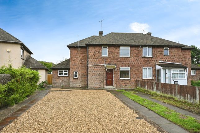 Cherrytree Grove, Spalding PE11 3 bed semi