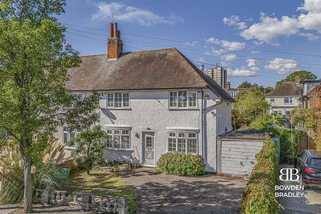 Theydon Grove, Woodford Green 3 bed semi