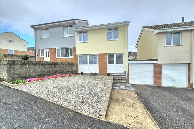 Castle Hill Gardens, Torrington, Devon 3 bed semi
