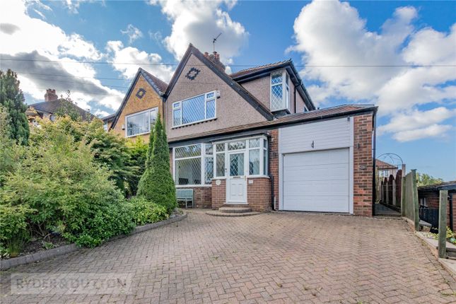 Oldham Road, Grotton, Saddleworth, OL4 3 bed semi
