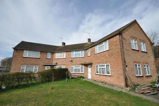 Edinburgh Avenue, Rickmansworth WD3 2 bed maisonette for sale