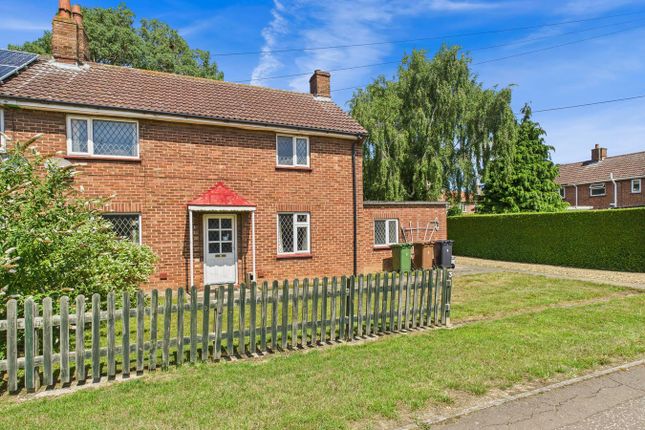 Park Crescent, King's Lynn PE34 3 bed semi