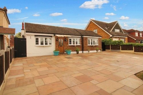 3 bedroom bungalow for sale