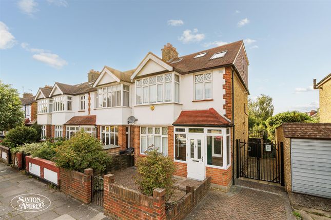 4 bedroom end of terrace house for sale