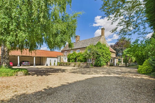 Wretton Road, King's Lynn PE33 6 bed detached house for sale