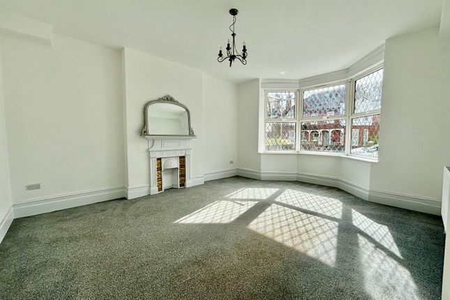 5 bed semi-detached house