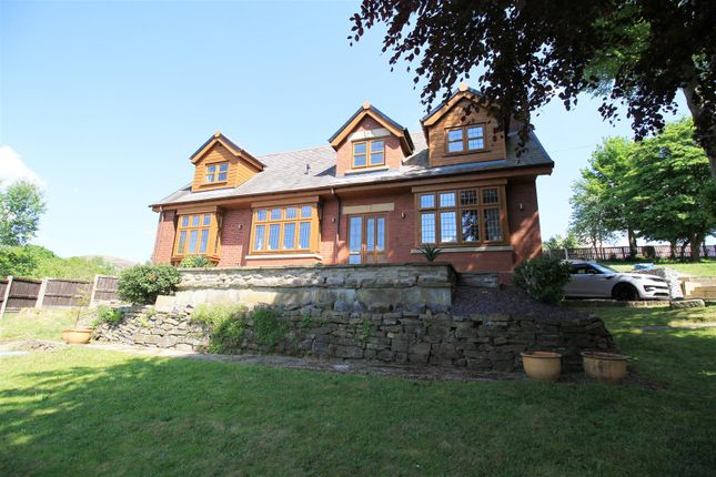 Huddersfield Road, Stalybridge SK15 4 bed detached house for sale