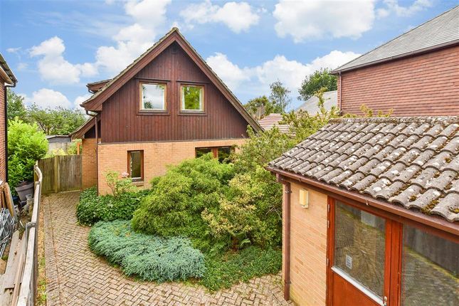 Higham Lane, Tonbridge TN10 3 bed detached house for sale