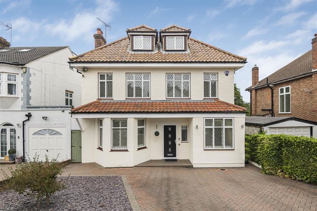 Belmont Avenue, Cockfosters, EN4 4 bed detached house for sale
