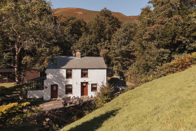 2 bedroom detached house for sale