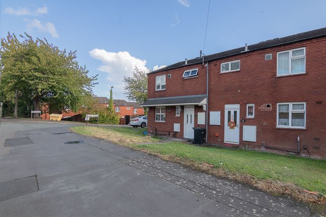 Honister Close, Brierley Hill DY5 3 bed terraced house for sale
