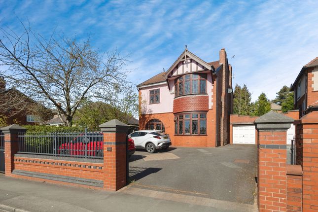3 bed detached house
