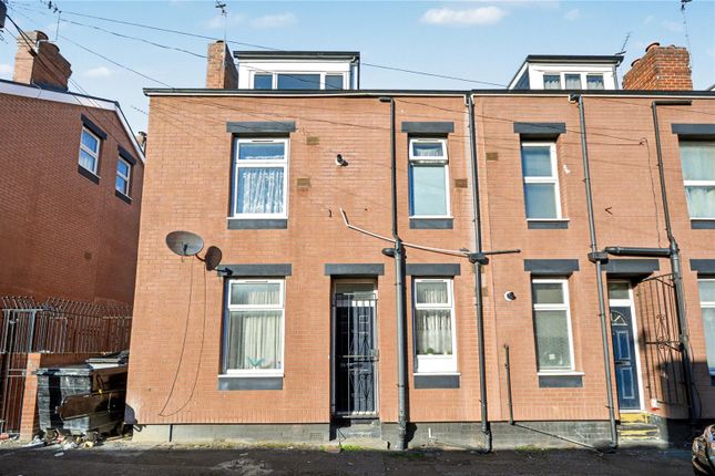 Recreation Place, Leeds, West Yorkshire 2 bed terraced house for sale