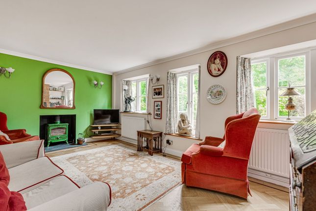 Little London, Guildford GU5 2 bed cottage for sale