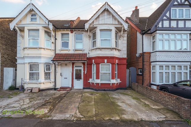 Broughton Road, Thornton Heath, CR7 4 bed semi