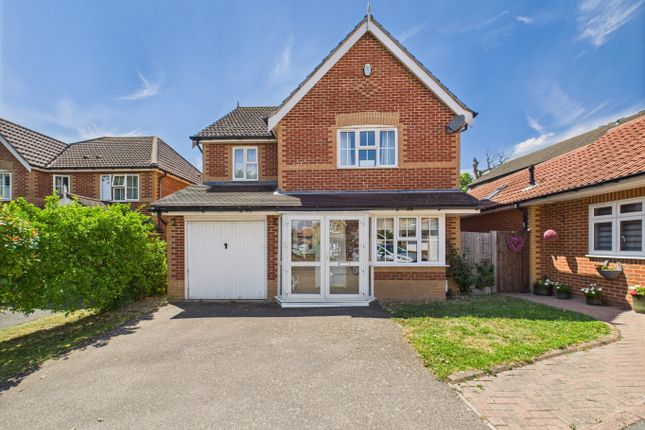 Parish Gate Drive, Sidcup DA15 4 bed semi